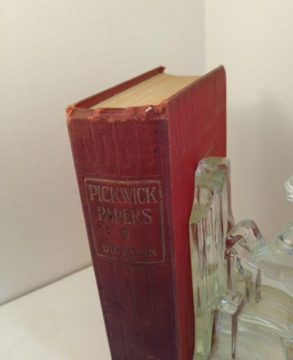 1906 PICKWICK PAPERS by Charles Dickens, Ward Lock & Co headcap view