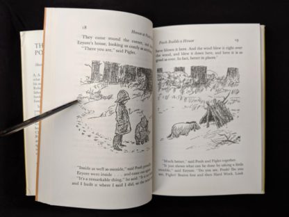 page 18 and 19 inside a 1979 copy of The House at Pooh Corner published in Canada by McClelland & Stewart Ltd