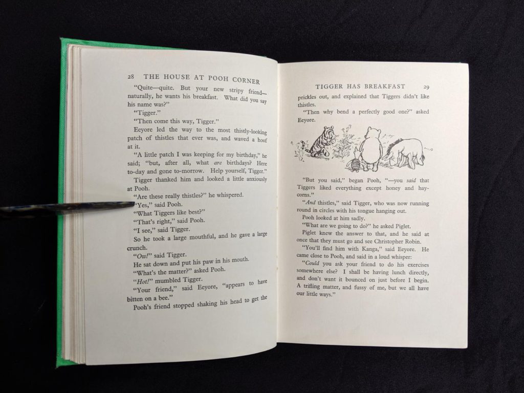 page 28 and 29 in a 1963 copy of The House at Pooh Corner by A. A. Milne