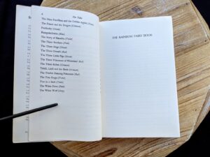 Table of Contents inside a 1977 copy of The Rainbow Fairy Book - page 2 of 2 - Andrew Lang