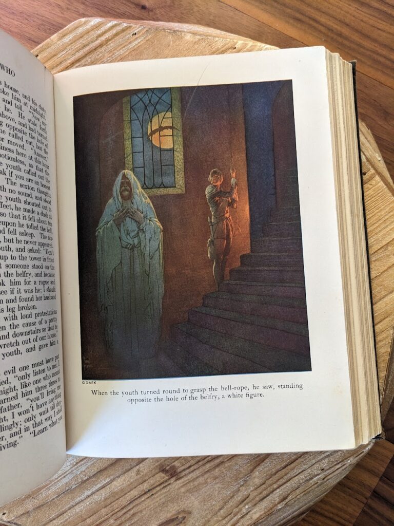 color illustration by Frank Godwin - 1921 The Blue Fairy Book edited by Andrew Lang - First Edition published by David McKay Company