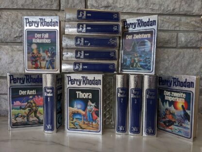 Perry Rhodan Book Lot with holograph image on front panels - 1979 - 1984