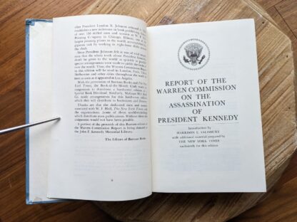 title page - 1964 REPORT OF THE WARREN COMMISSION - The Assassination of President Kennedy published by Bantam Books Inc. - The New York Times Company