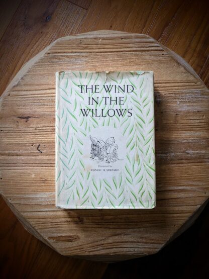 1965 The Wind in the Willows by Kenneth Grahame - Illustrated by Ernest H. Shepard - front panel view