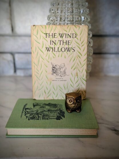 1965 The Wind in the Willows by Kenneth Grahame - Illustrated by Ernest H. Shepard - with Original DJ