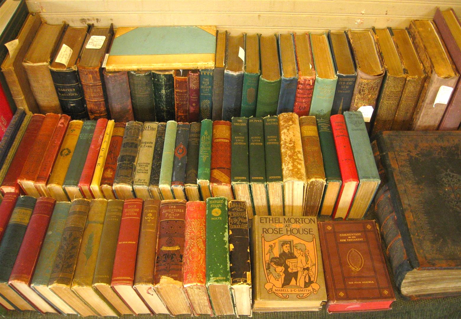 Lot of vintage books