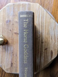 upper binding - 1982 The Horse Goddess by Morgan Llywelyn