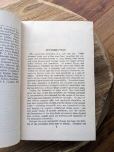 Introduction - 1943 The Secretary's Deskbook - The John C. Winston Company