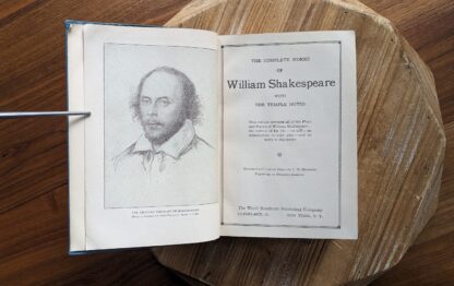 Title page - Circa 1920s - Complete Shakespeare with Temple Notes