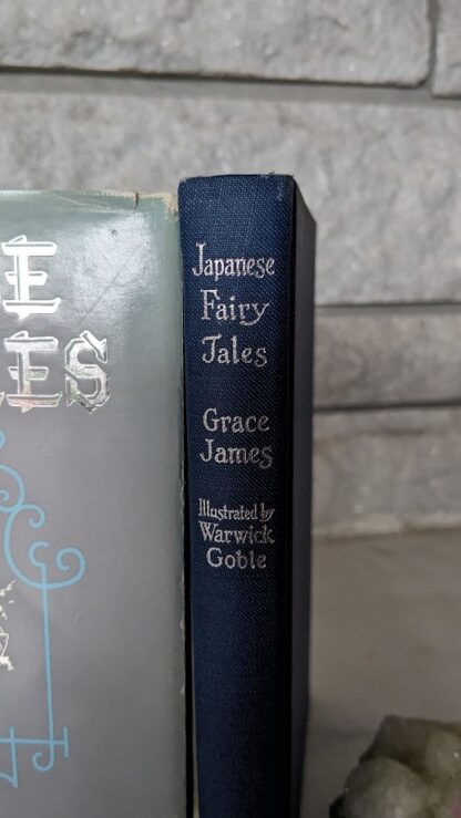 1979 Green Willow and other Japanese Fairy Tales by Grace James - Upper Spine view