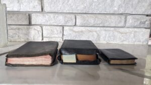 bottom edge of textblocka on a Lot of 3 Antiquarian Bibles - undated