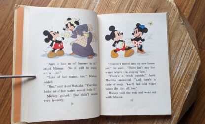 pages inside - 1939 Mickey Never Fails by Robin Palmer - First Edition in original Dust Jacket