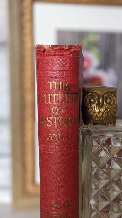 The Outline of History by H.G. Wells Vol. - c. late 1920s - published by George Newnes Ltd - upper spine view