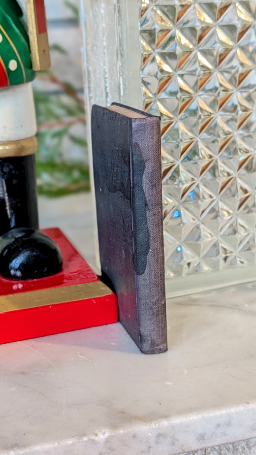 Isaac Pitman’s Pocket Shorthand Dictionary — Centenary Edition — Undated - binding view