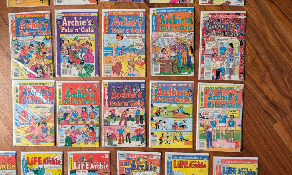 1975–1986 Vintage Archie Comics Lot - image 2 of 3 - Archie's Gals 'n' Pals