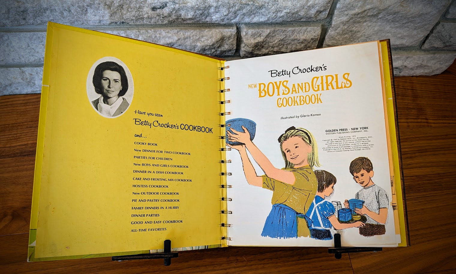 1972 Betty Crocker's New Boys and Girls Cookbook - Illustrated by Gloria Kamen - Title page