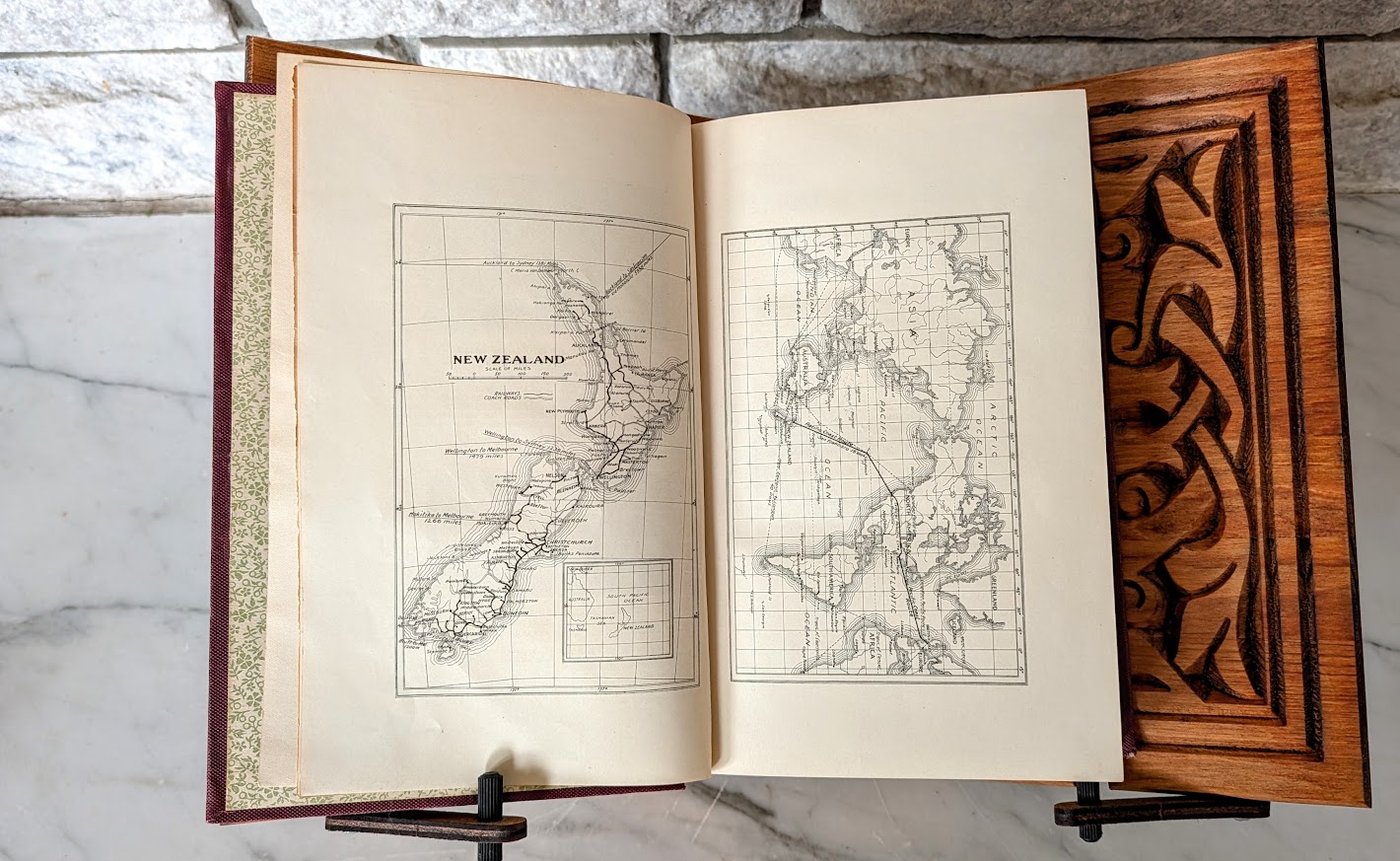Maps prior to the title page - 1904 The Story of New Zealand by F. Parsons - First Edition