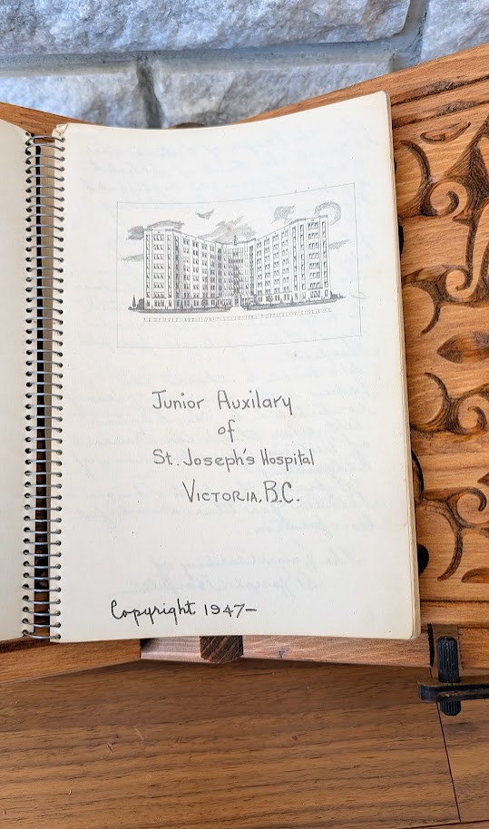 Title page - 1947 The Pot of Gold - A Treasure Chest of Selected Recipes. Compiled by the Junior Auxiliary of St. Joseph's Hospital
