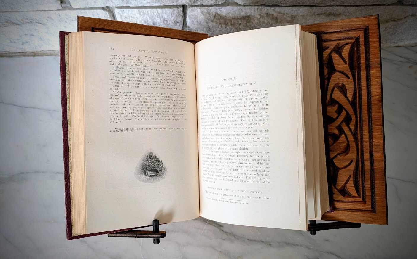 pages inside - 1904 The Story of New Zealand by F. Parsons - First Edition