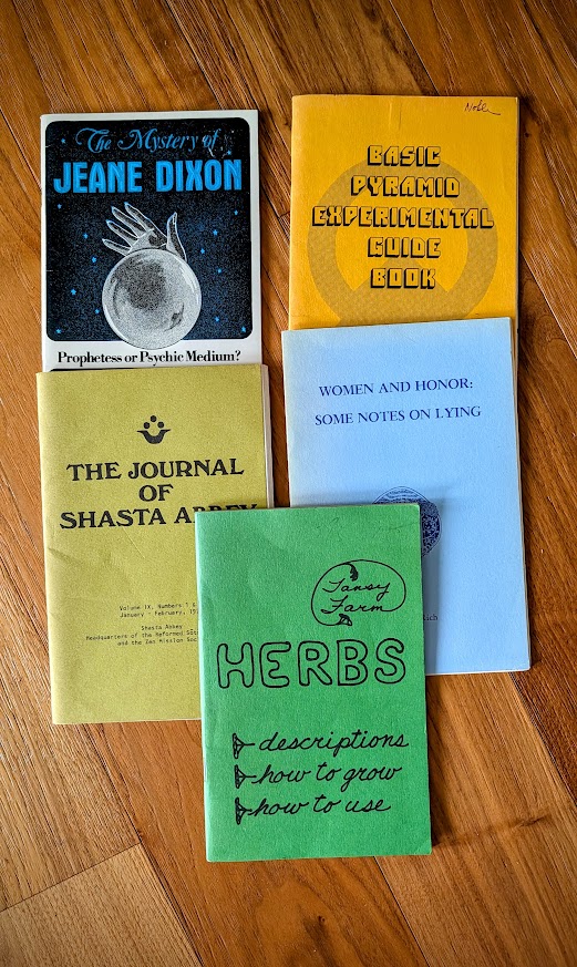 Lot of Vintage Pamphlets - Ash Tree Books